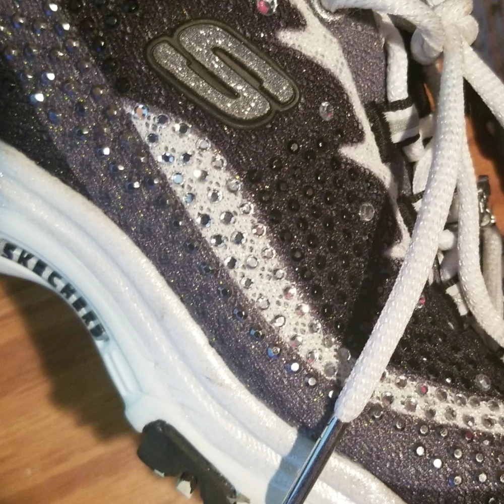 Skechers Diamond anniversary Edition‎ sneakers 8.5